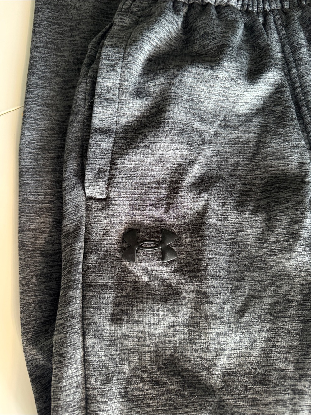 Mens Small Under Armour Gray Heather Athletic Sweatpants - Picture 2 of 6
